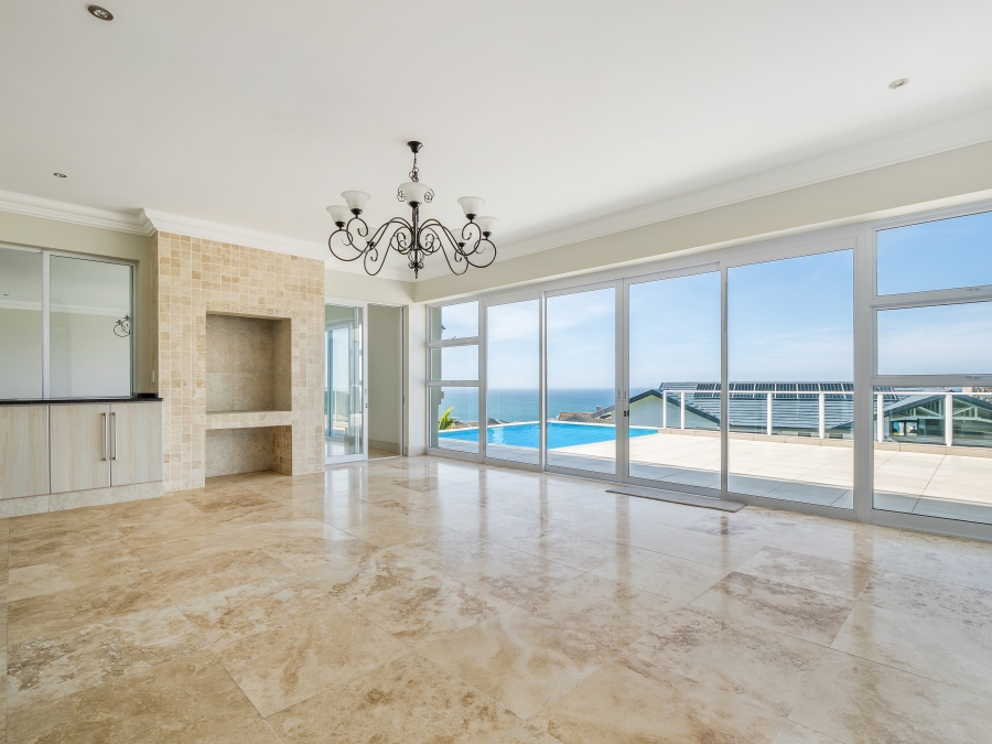 5 Bedroom Property for Sale in Pezula Golf Estate Western Cape
